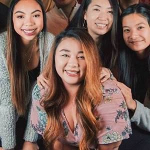 Meet your Posher, Helena